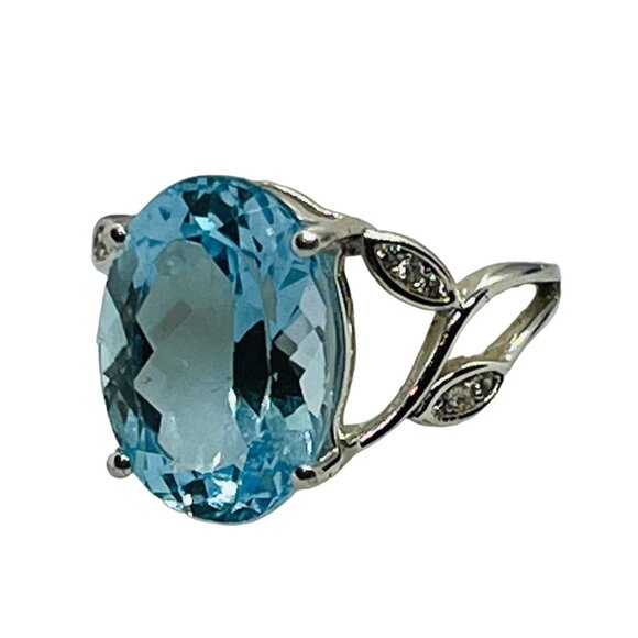 Genuine blue topaz ring,  .925 sterling silver, size 7 - Picture 3 of 7